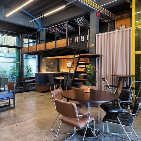 Whereder Poshtel Ούντον Τάνι Εξωτερικό φωτογραφία