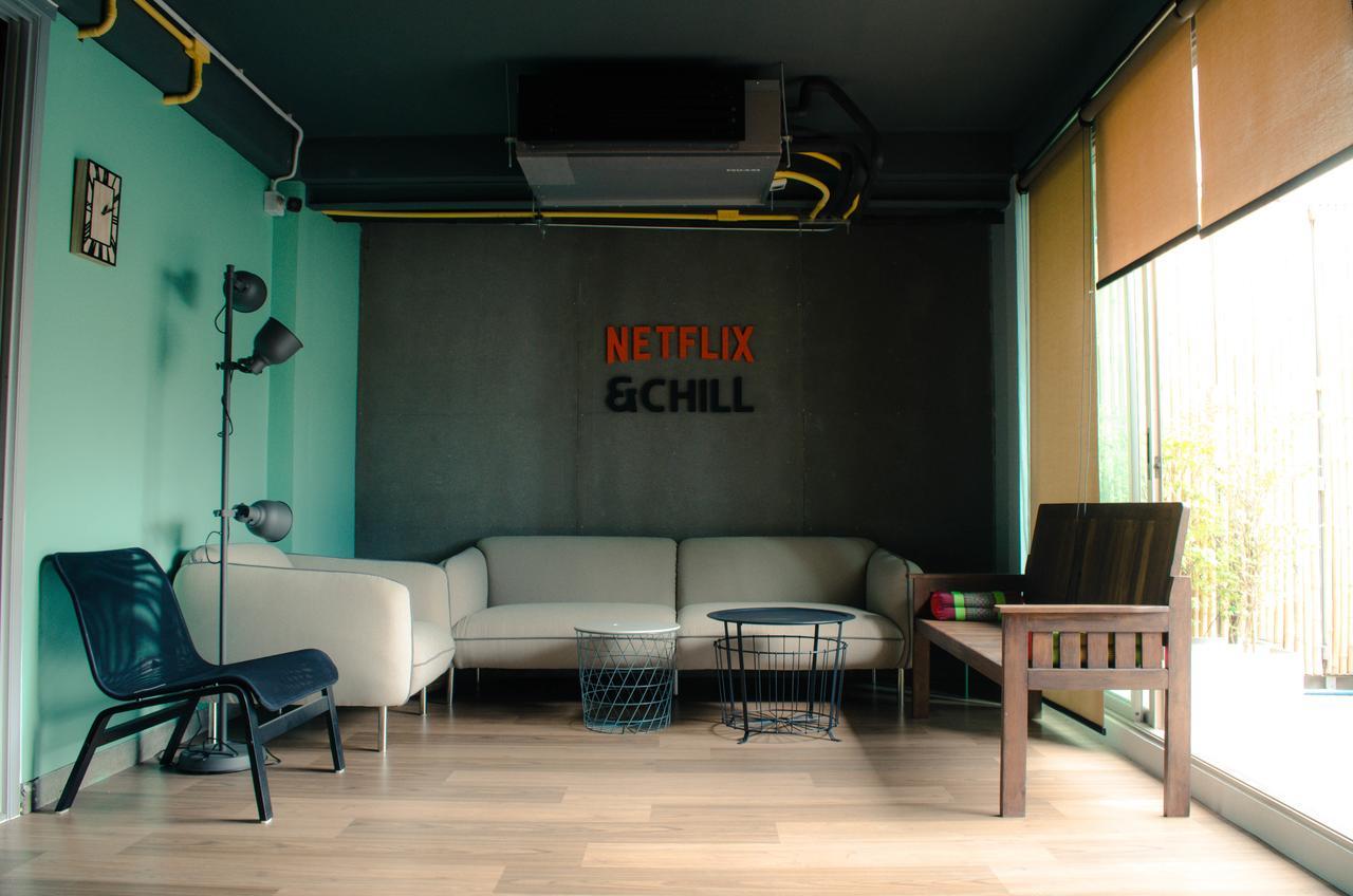 Whereder Poshtel Ούντον Τάνι Εξωτερικό φωτογραφία